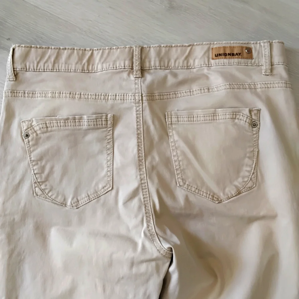Unionbay Beige Women's Jeans - Picture 6 of 7